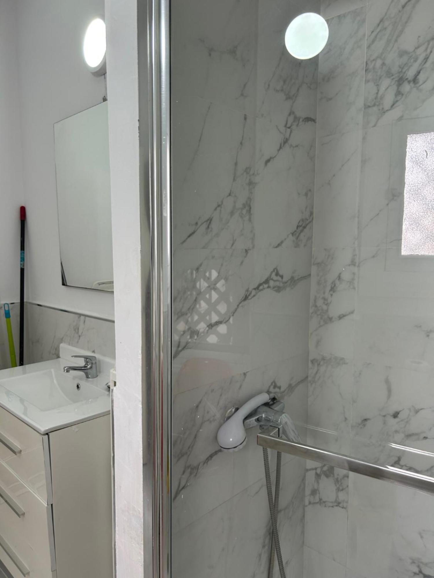 Coliseo Premium Apartment Севиля Екстериор снимка